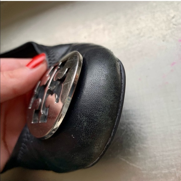 TORY BURCH medallion leather Reva ballet flats with logo - Picture 10 of 14